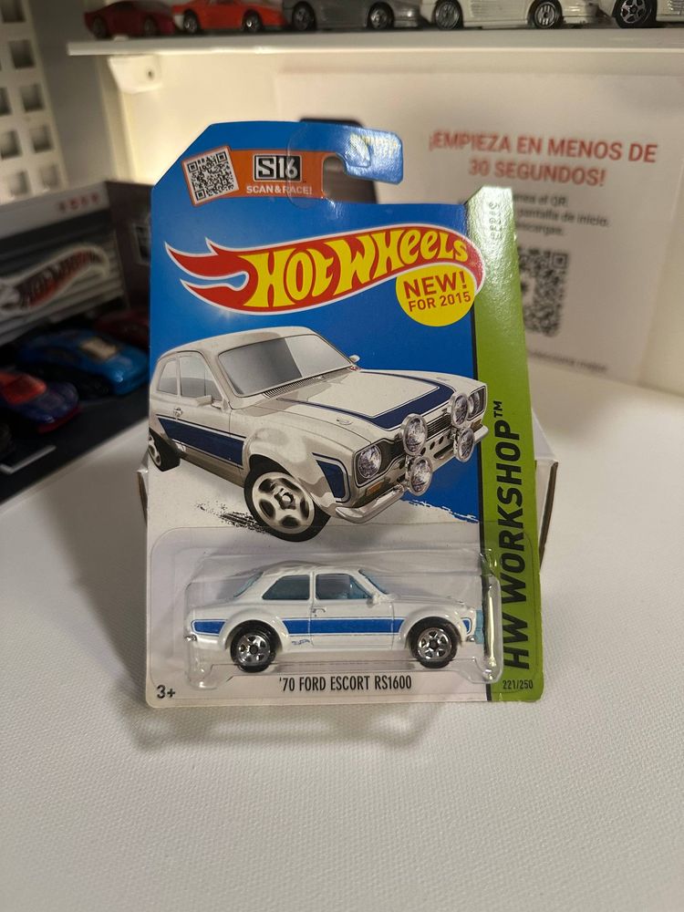 Hot Wheels '70 Ford Escort Rs1600 Toy Car imagen 1